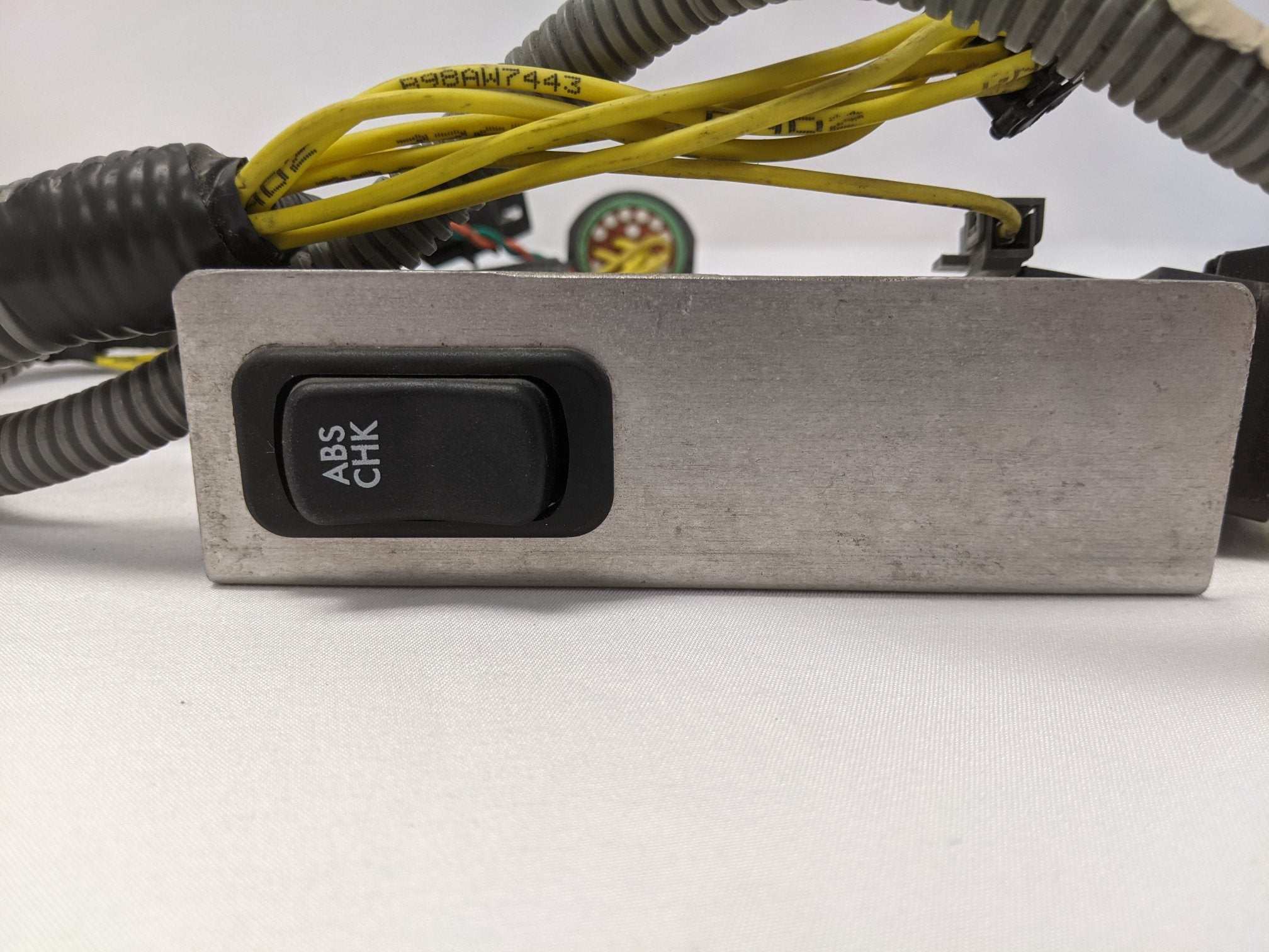 Automatic Traction Control ABS B-Pillar Wiring Harness - A06-43471-000