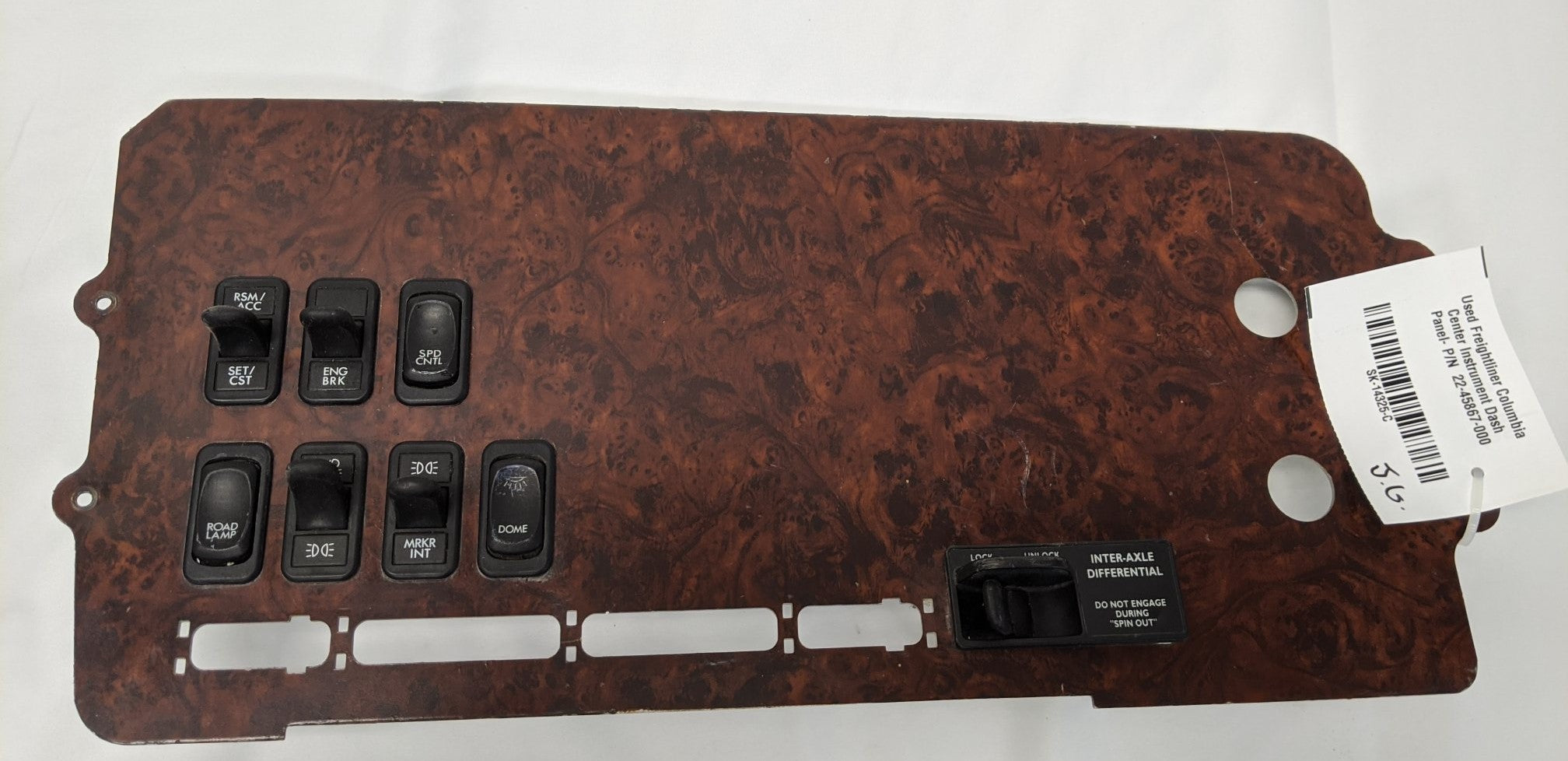 Used Freightliner Columbia Center Instrument Dash Panel- P/N  22-45867-000