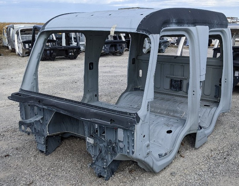 Damaged Freightliner M2 106 / 114SD 4-Door Crew / Quad Cab #8