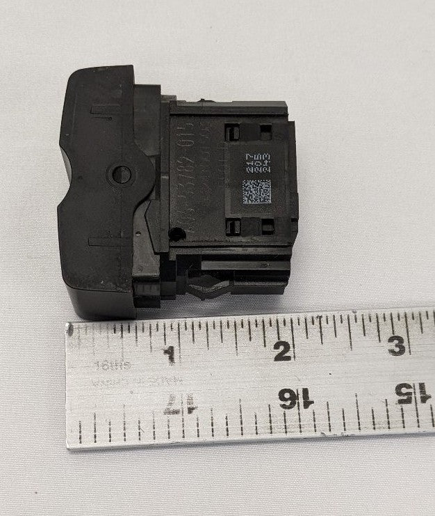 Freightliner Cascadia Shutdown Override Rocker Switch A06-53782-015