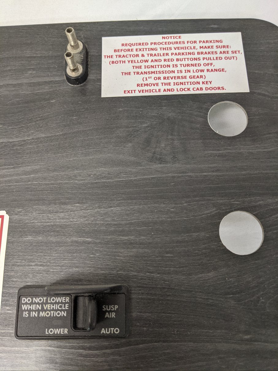 Freightliner Columbia Instrument Dash Panel 22‑45867‑010 – Used