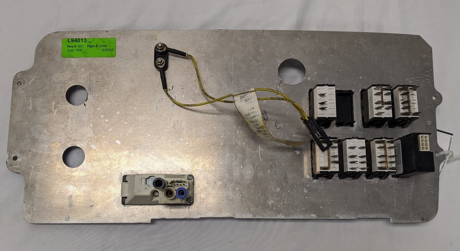 Used Freightliner Columbia Auxiliary Dash Instrument Panel - P/N 22-45867-010