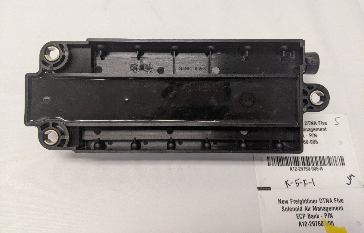 New Freightliner DTNA Five Solenoid Air Management ECP Bank - P/N A12-29760-005