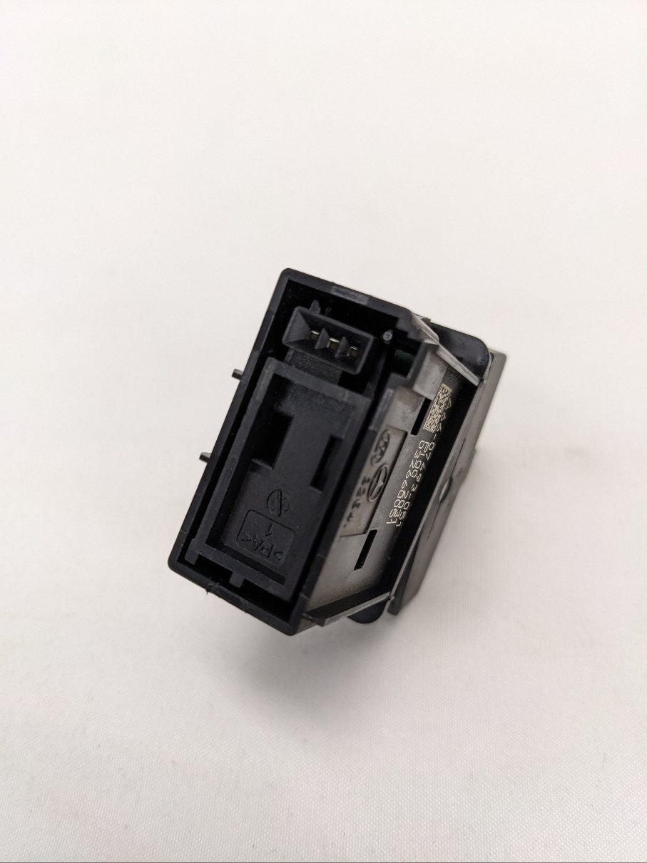New Freightliner Blank Multiplex Rocker Switch - P/N A66-07493-051 (10133761425724)