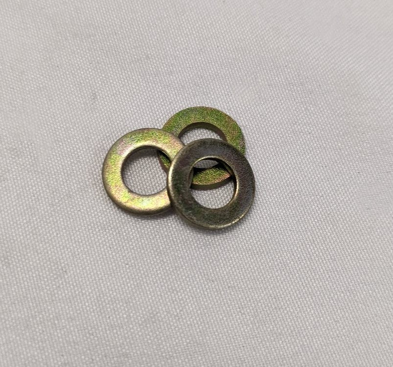 *Lot of 400* New 1/4" x 7/16" x 1/16" Yellow Zinc Coated Steel Washers