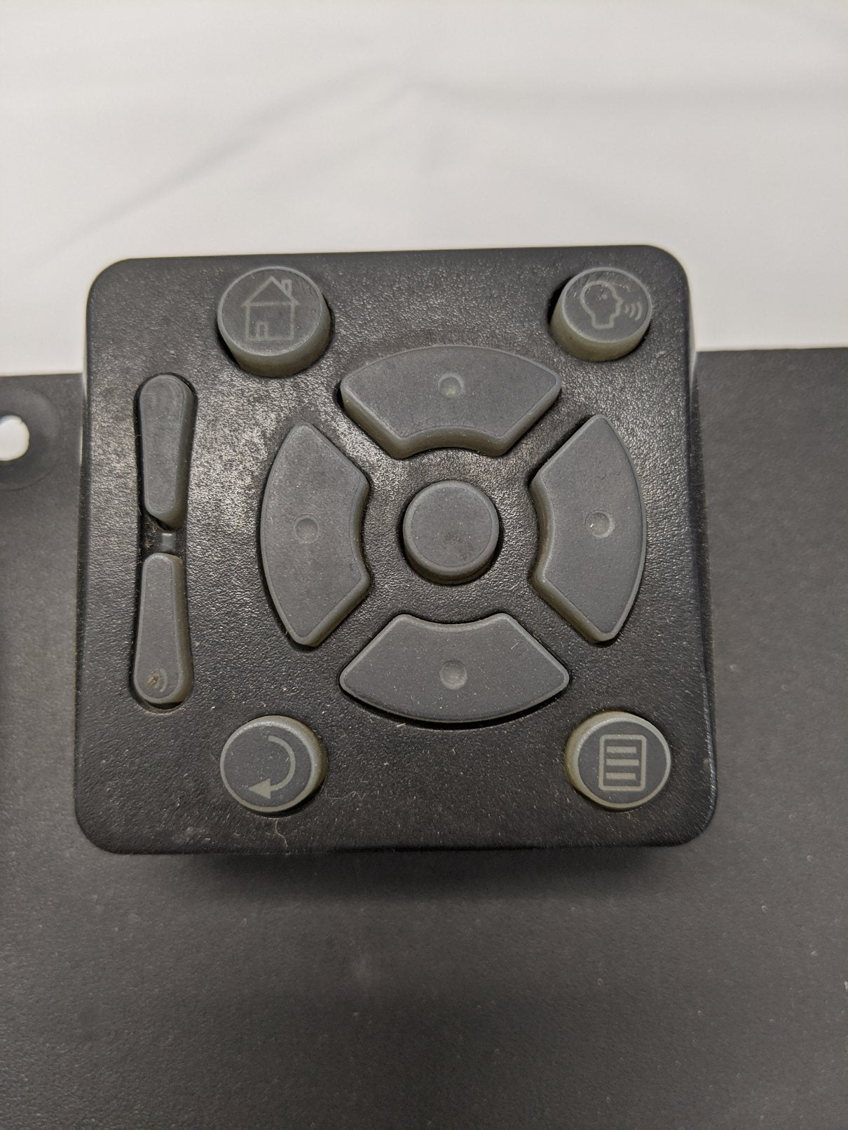 22-60660-000 - Freightliner Cascadia Auxiliary Instrument Panel (Used)