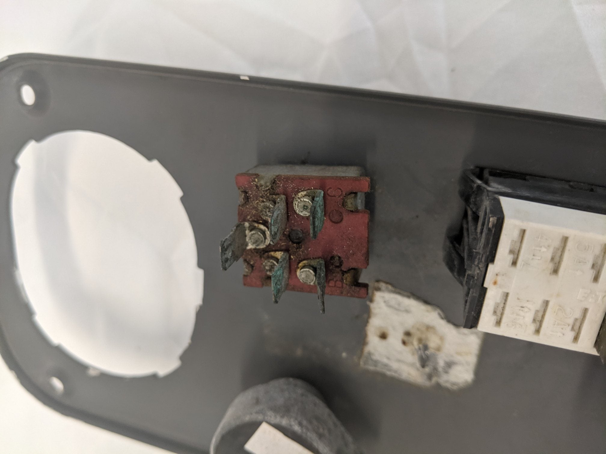 Used Freightliner Columbia Sleeper Cab Control Panel -  P/N 22-46623-009