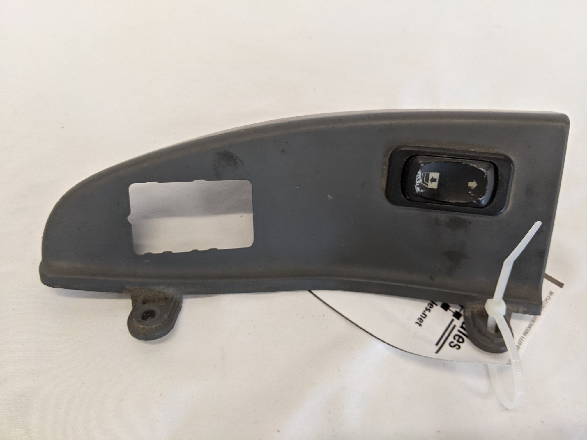 Used Freightliner Power Window Rocker Switch w/ Panel - P/N A06-30769-027 (10175056576828)