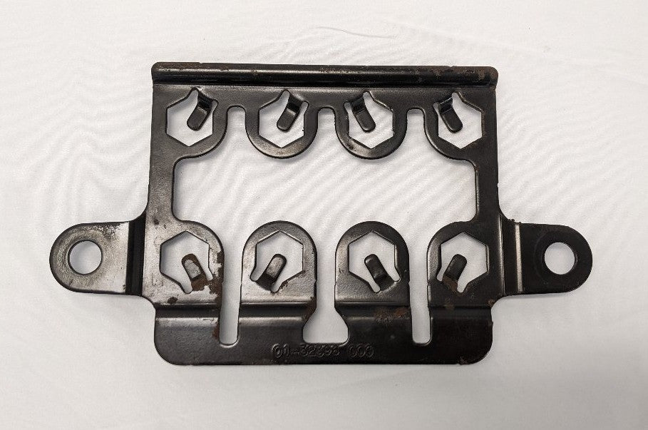 Used Freightliner Engine ISO Bolt Retainer Plate - P/N 01-32396-000