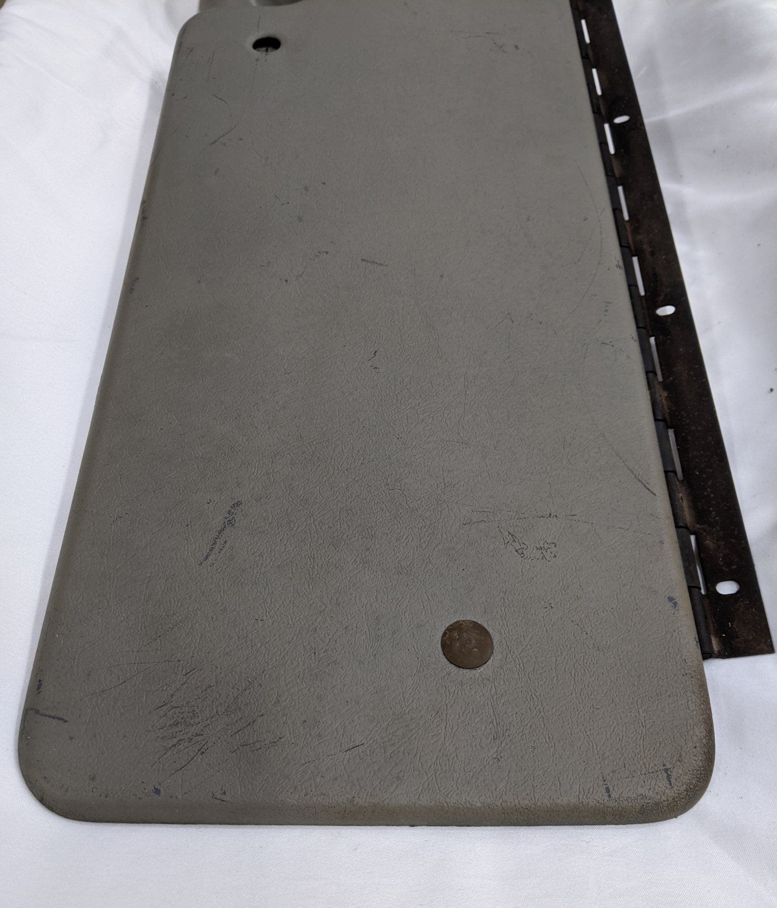 Used Freightliner Columbia LH B-Pillar Electrical Access Door -P/N A18-34470-001 (10090783146300)