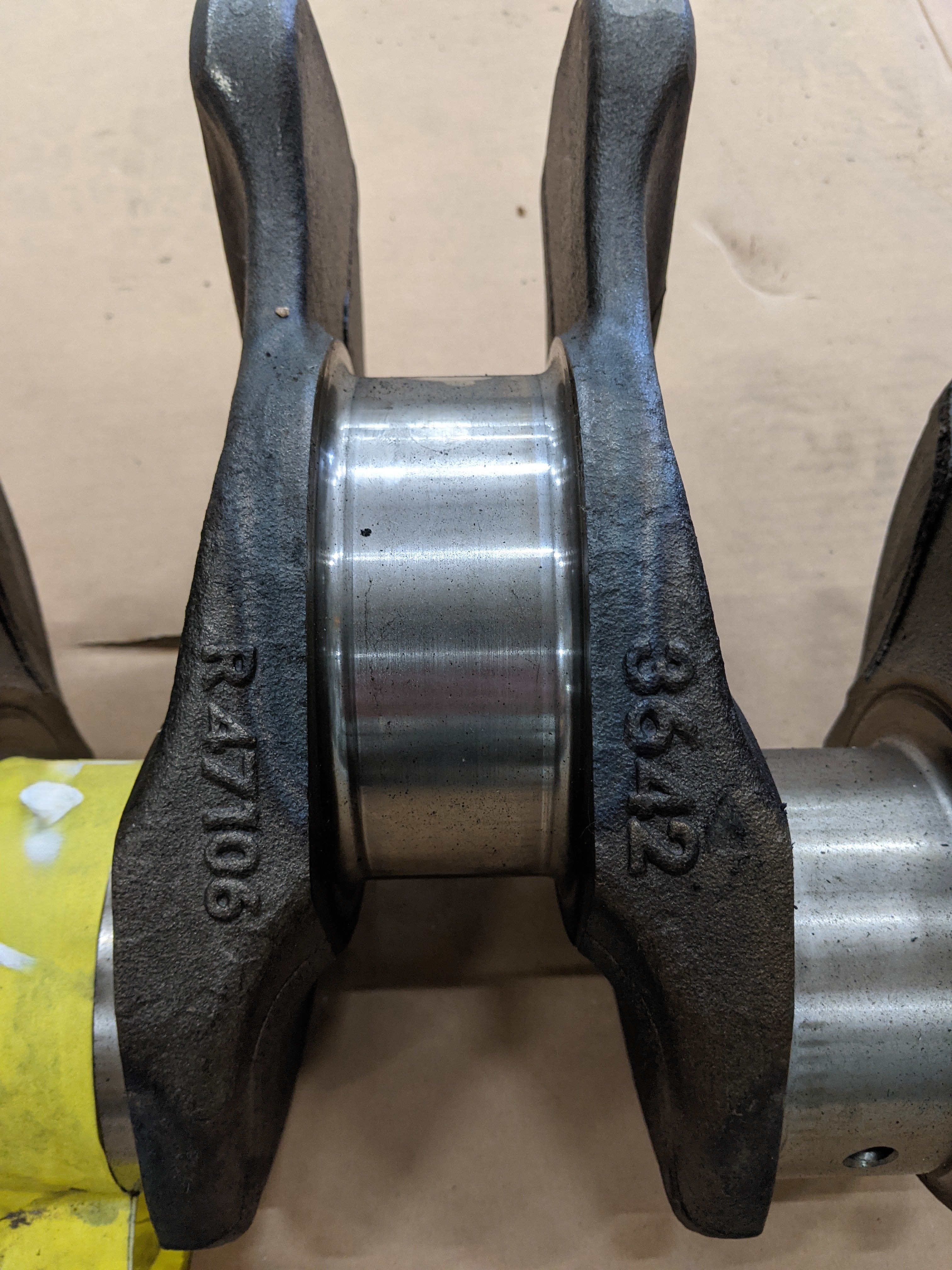 Used Detroit DD15 Crankshaft Assembly | P/N DDE EA4720310001