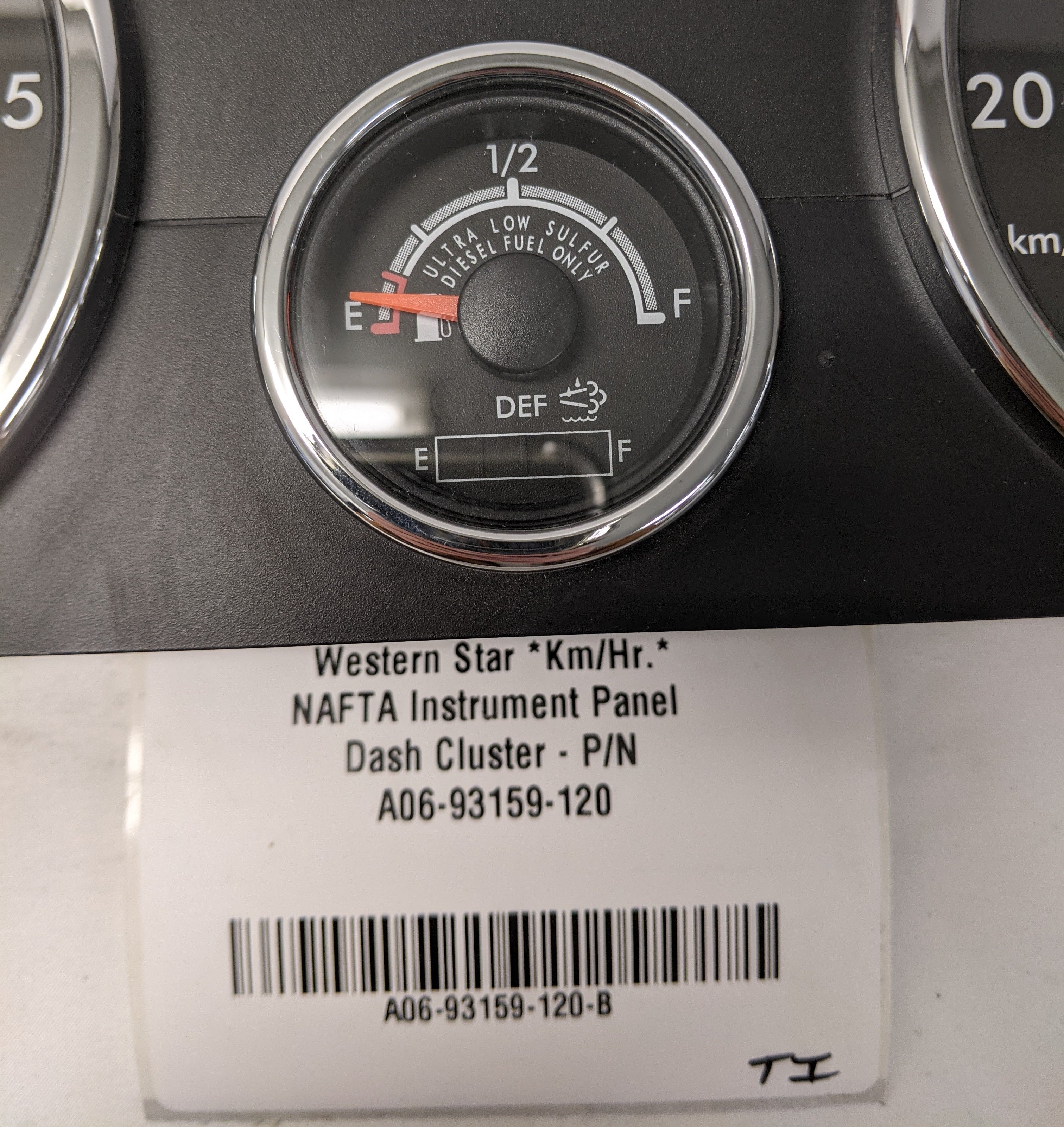 Western Star *Km/Hr.* NAFTA Instrument Panel Dash Cluster - P/N A06-93159-120