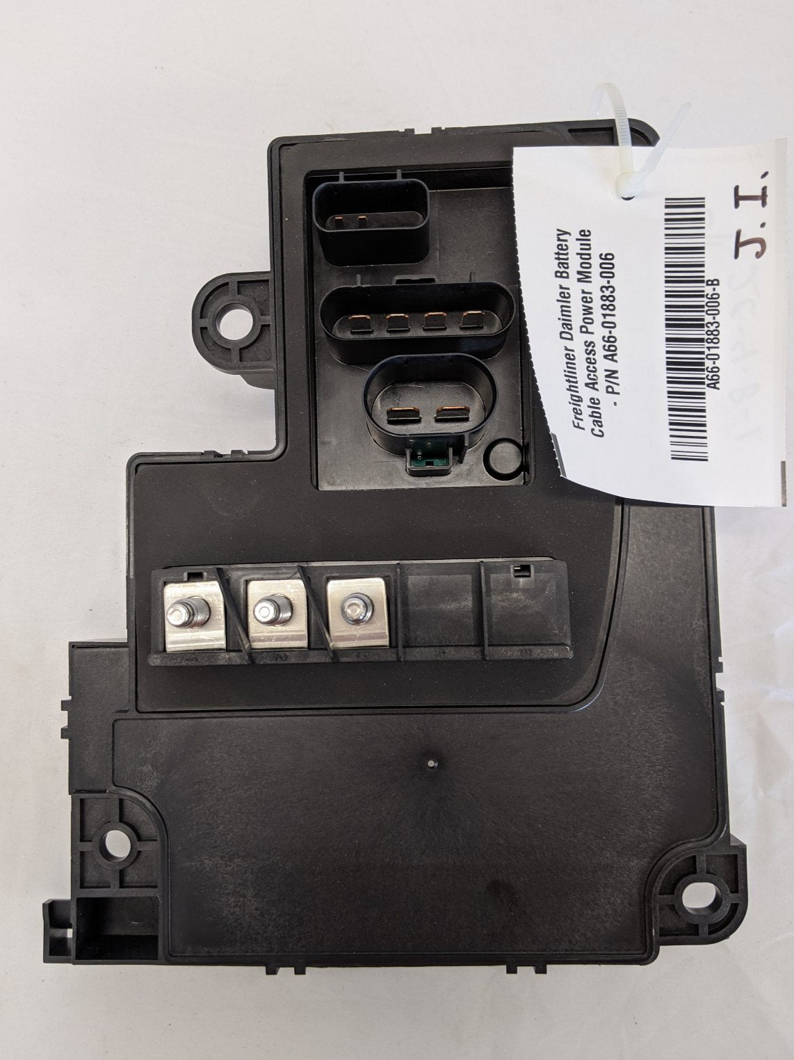 New Freightliner Daimler Battery Cable Access Power Module - P/N A66-01883-006 (10173124051260)