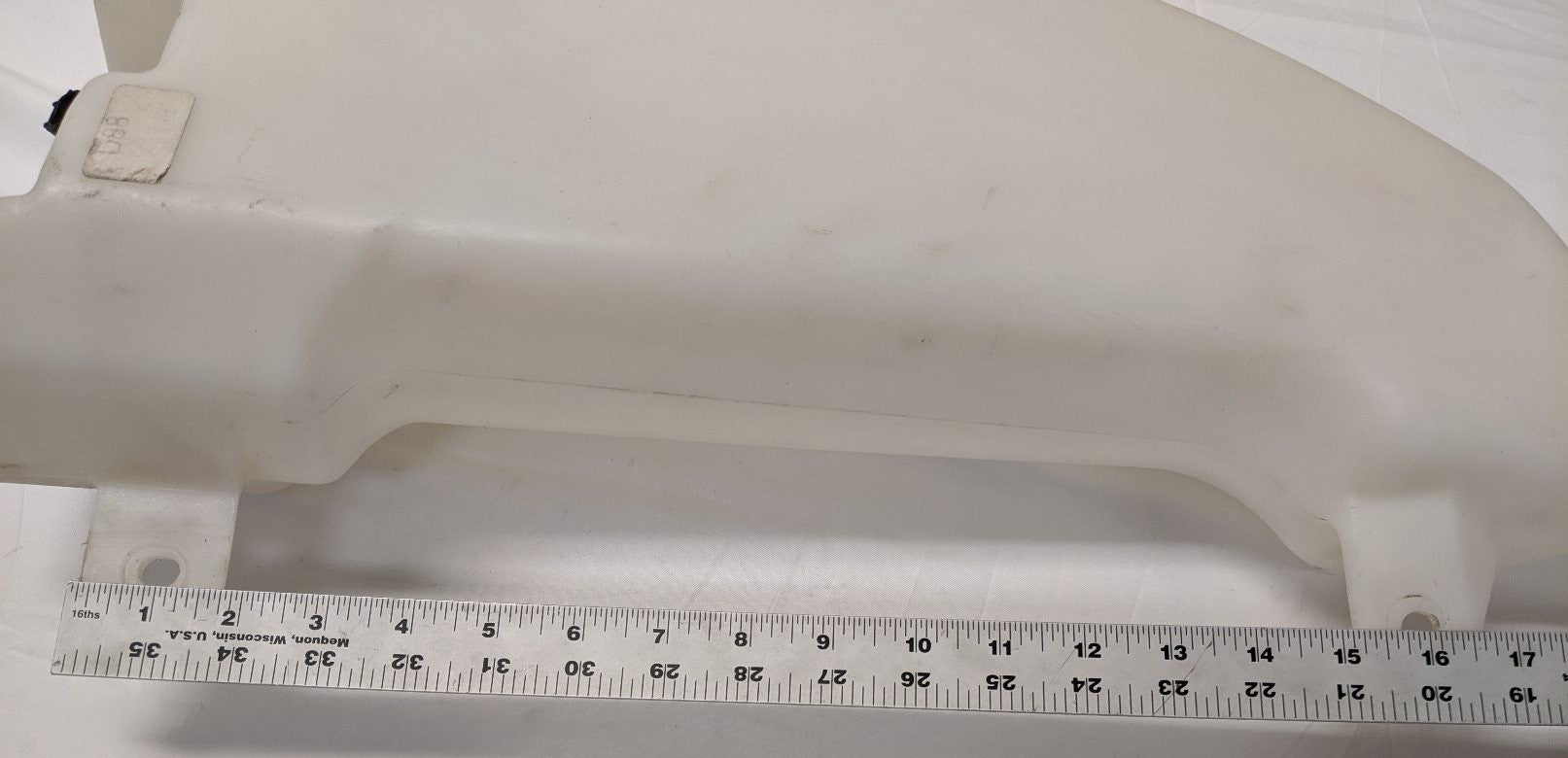 Used Freightliner Windshield Washer Reservoir w/ Sensor - P/N A22-60952-001