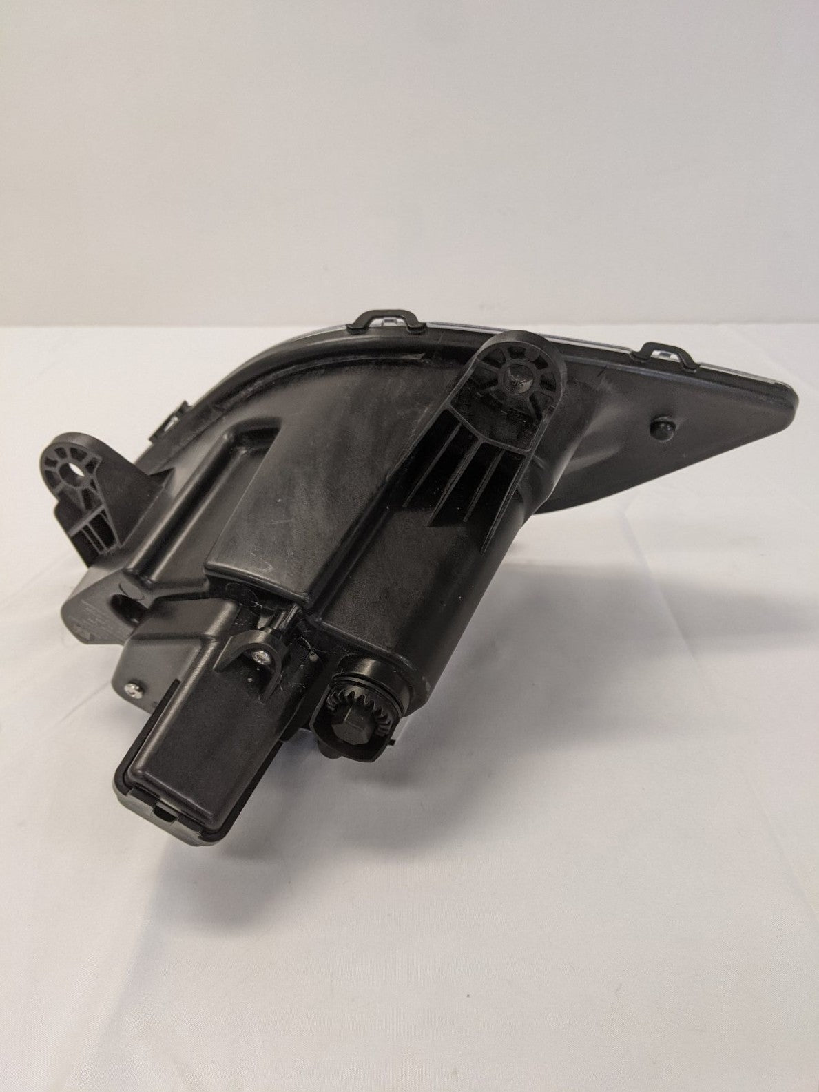 Used Freightliner Cascadia P4 RH LED Fog Light - P/N A66-03653-005