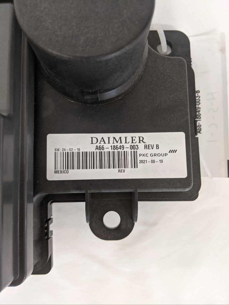 Freightliner Daimler HL Battery Cable Access Power Module - P/N A66-18649-003 (10174265131324)