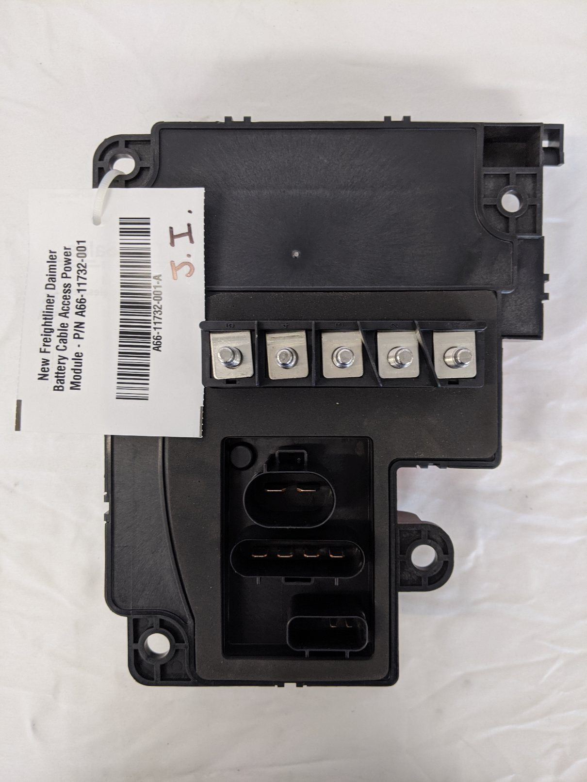 New Freightliner Daimler Battery Cable Access Power Module - P/N A66-11732-001 (10169464062268)