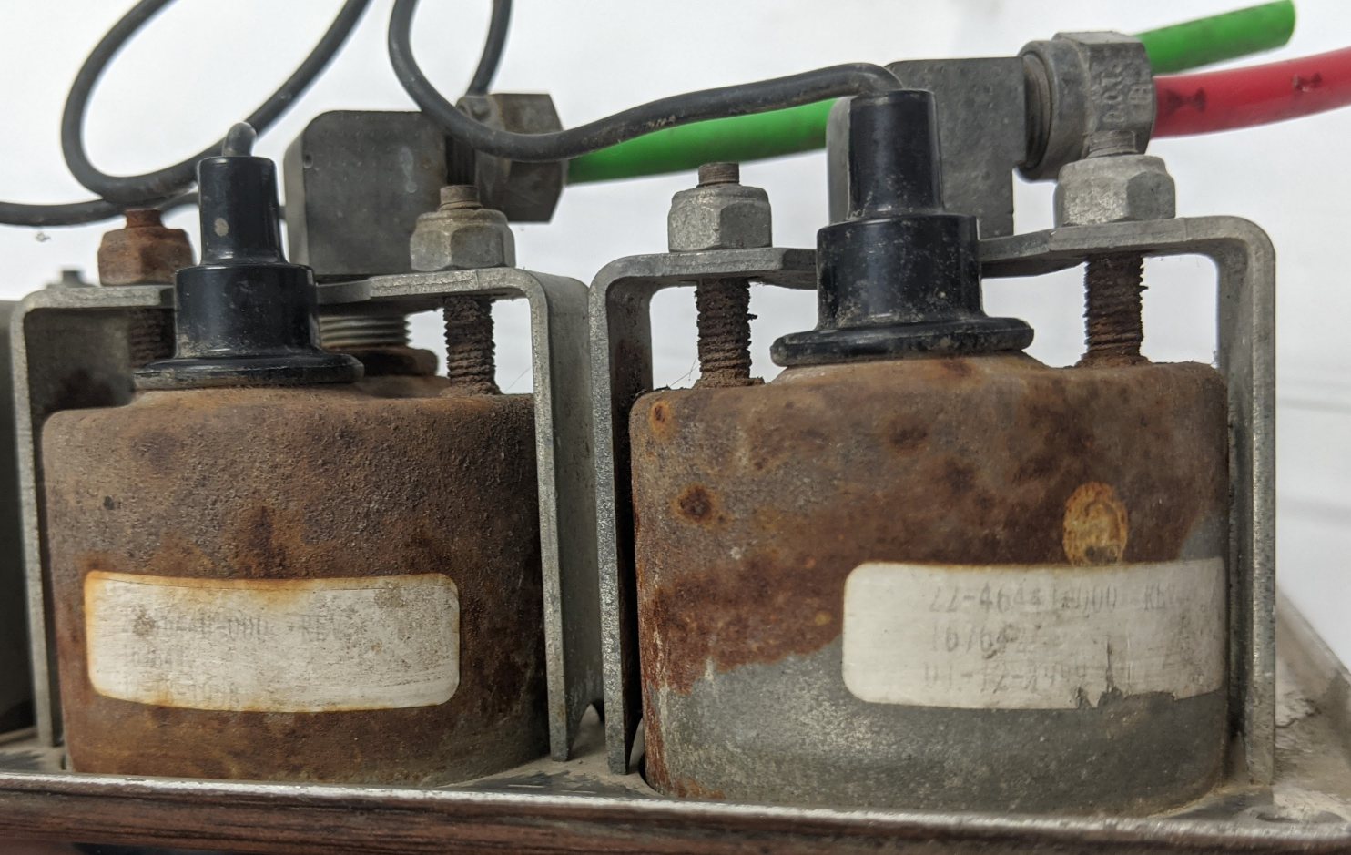 Damaged FTL FLD Classic Woodgrain Dash Panel w/ 4 Black Gauges -P/N 22-20982-002