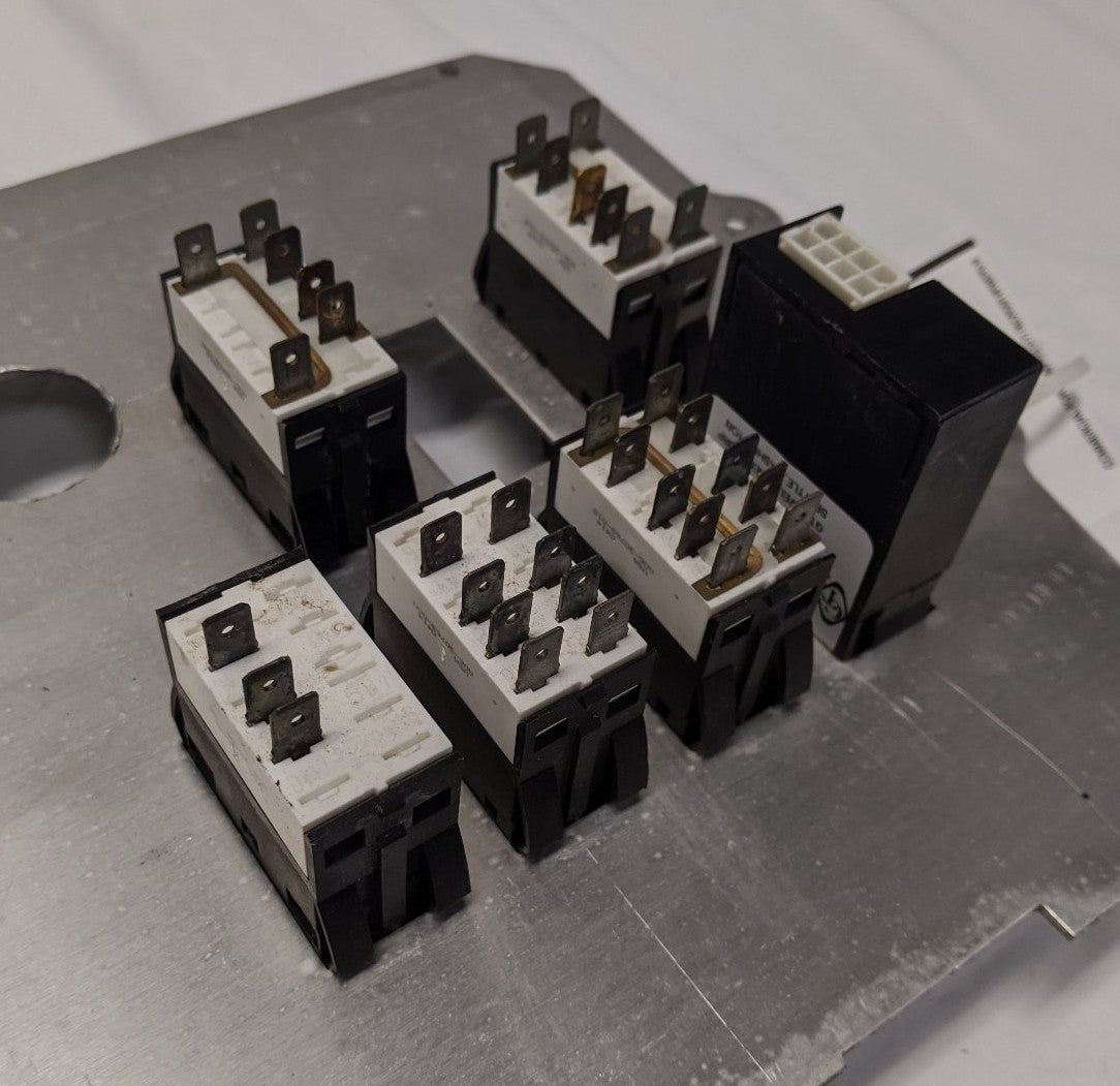 Used Freightliner Columbia Auxiliary Instrument Dash Panel  -  P/N 22-45867-010