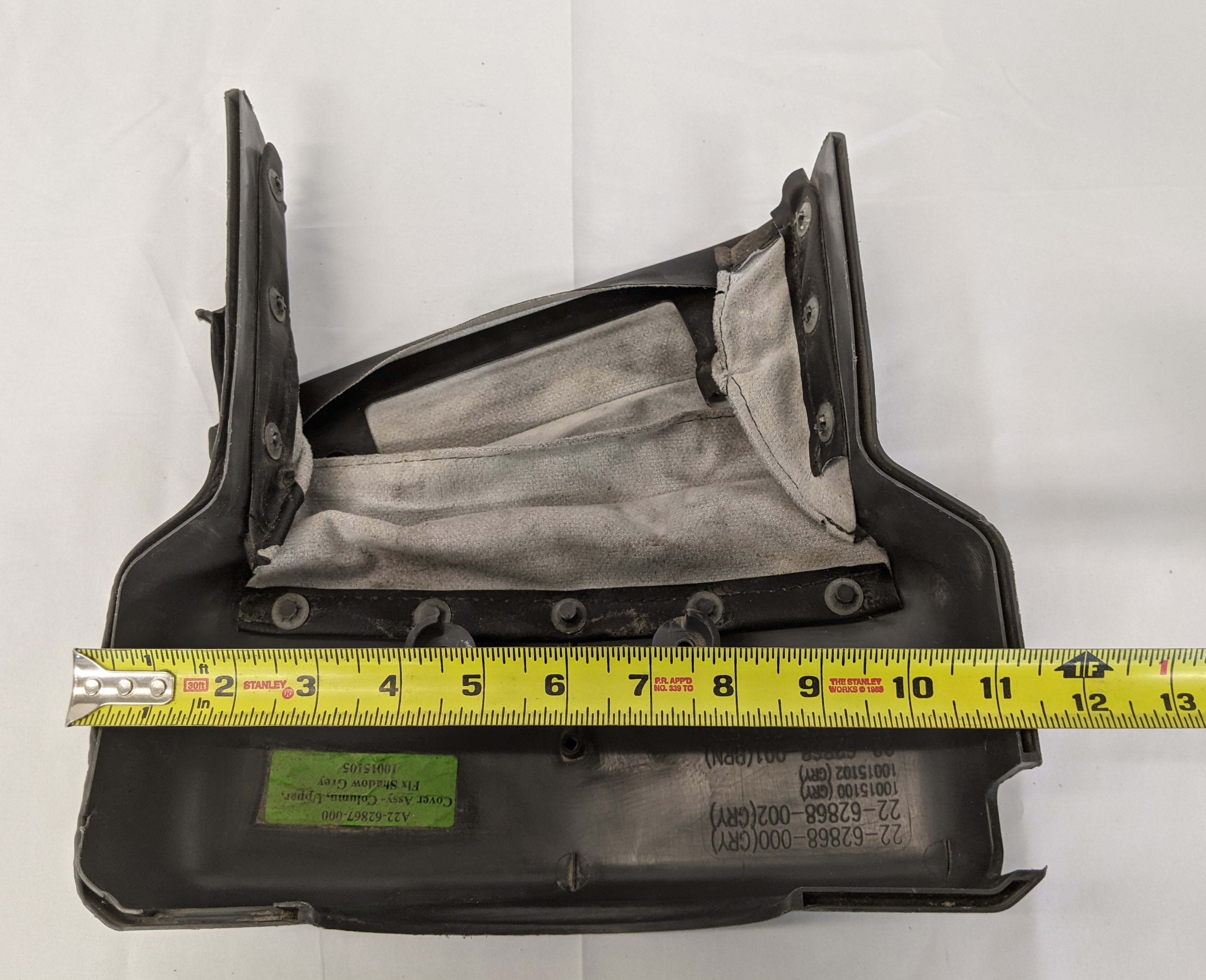 Damaged Freightliner Columbia, Century Steering Column Cover - P/N A22-62867-000 (10029762576700)
