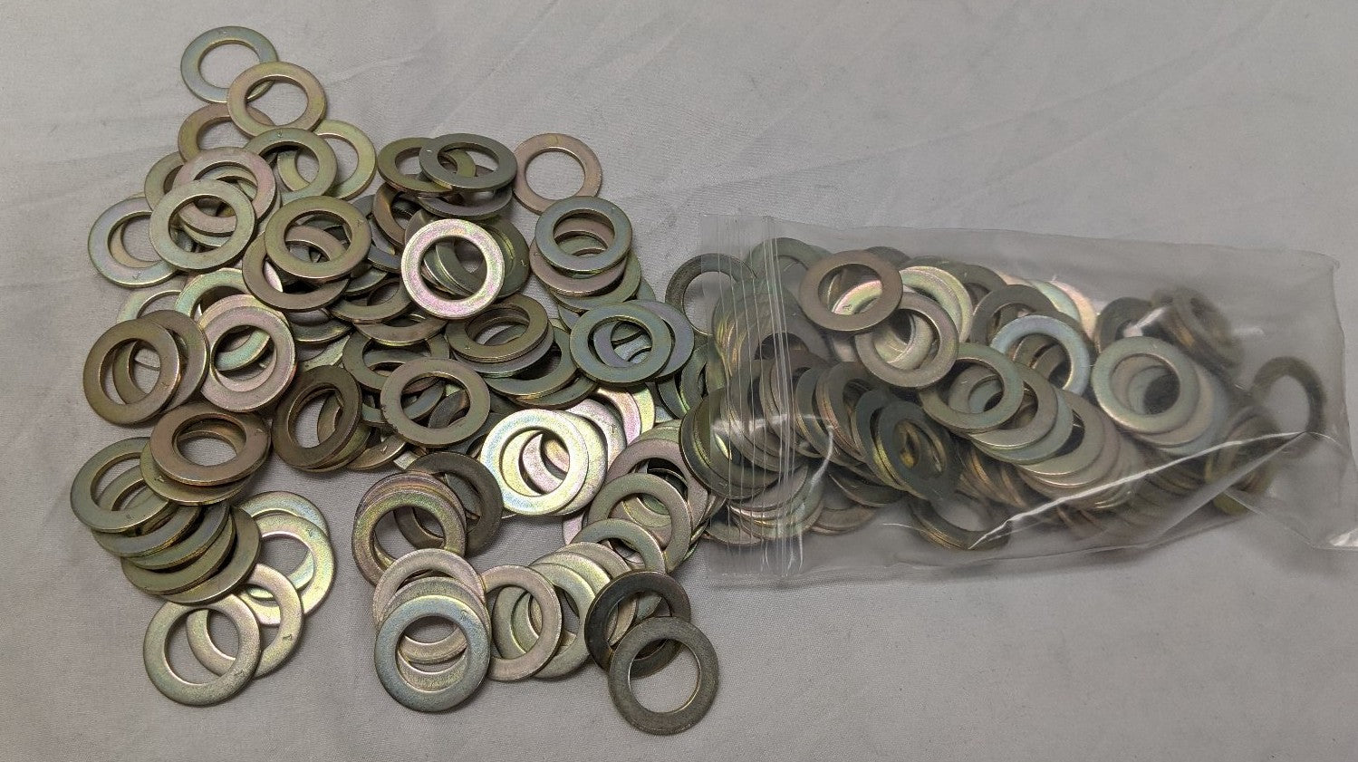 5/8" Zinc Plated Steel Washers - Lot of 200 - Flat Washers