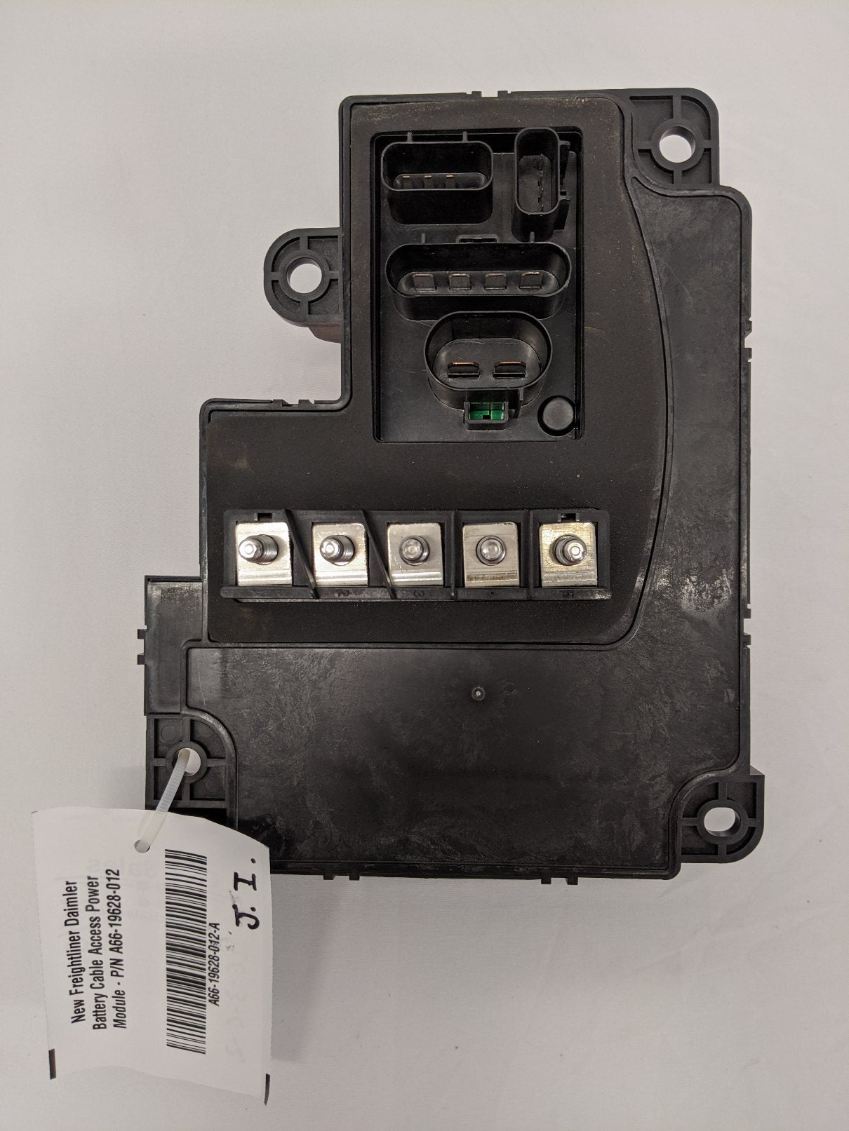 New Freightliner Daimler Battery Cable Access Power Module - P/N A66-19628-012 (10169468092732)