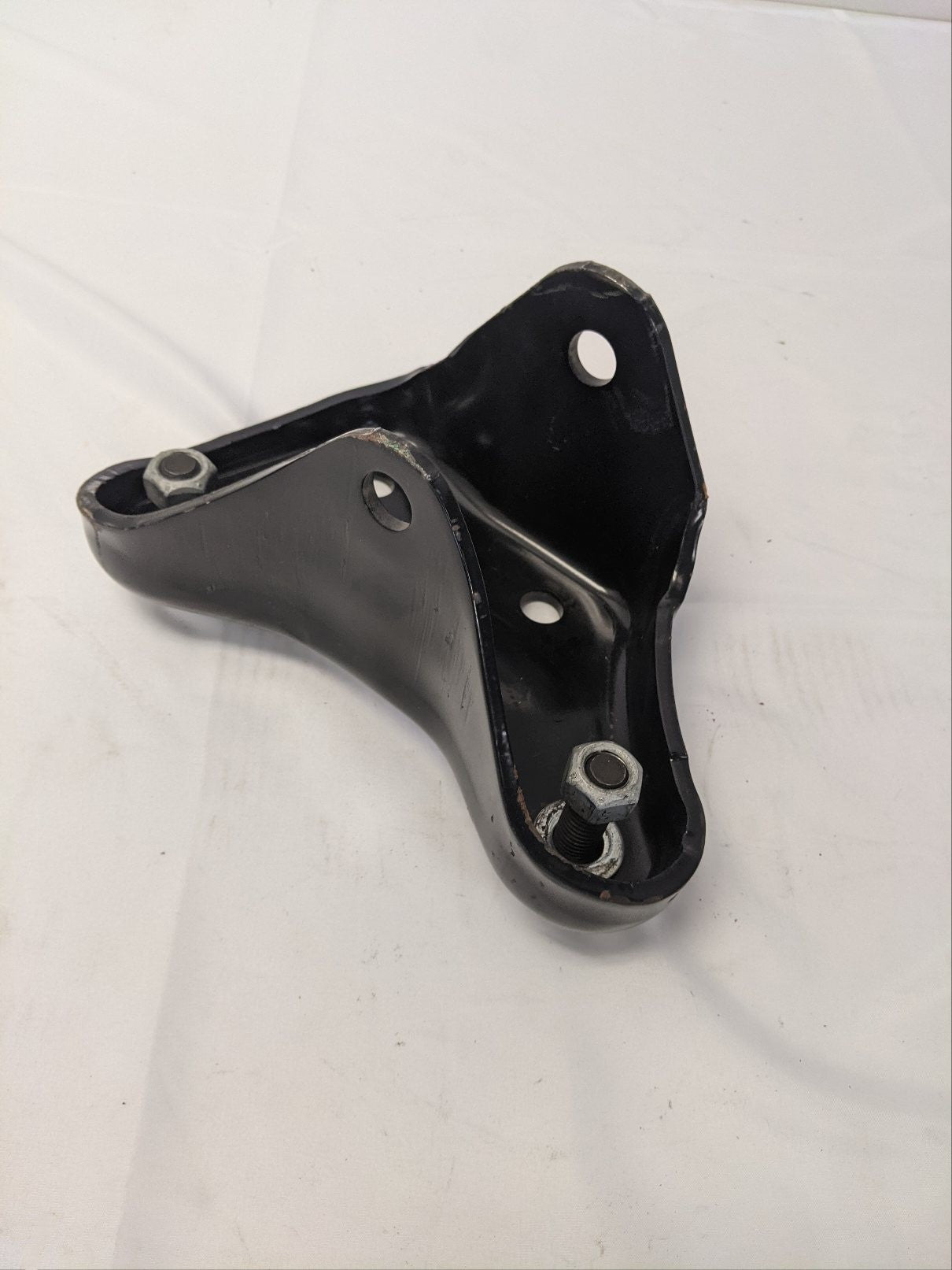 Freightliner M2 LH Front Spring Suspension Hanger Bracket -P/N 16-18289-000