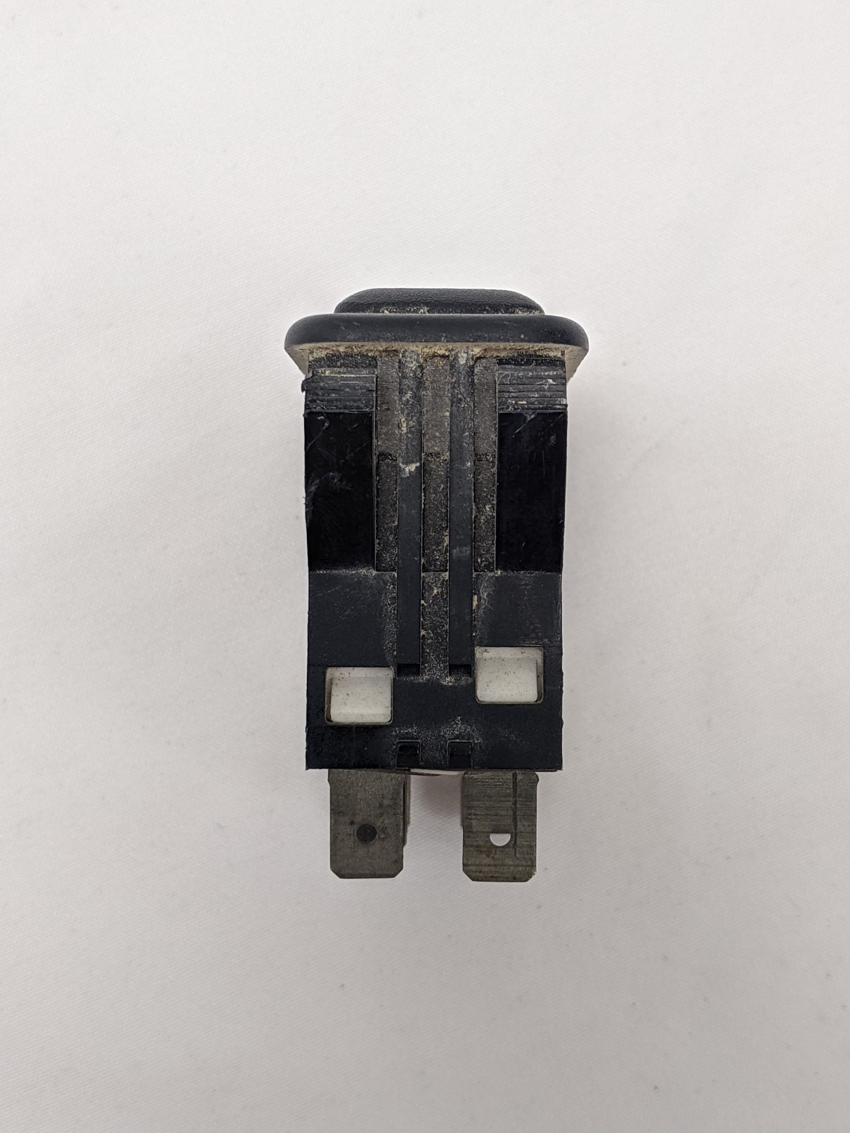 Used Freightliner Utility Lamp Rocker Switch - P/N  A06-22523-003 (8260524343612)