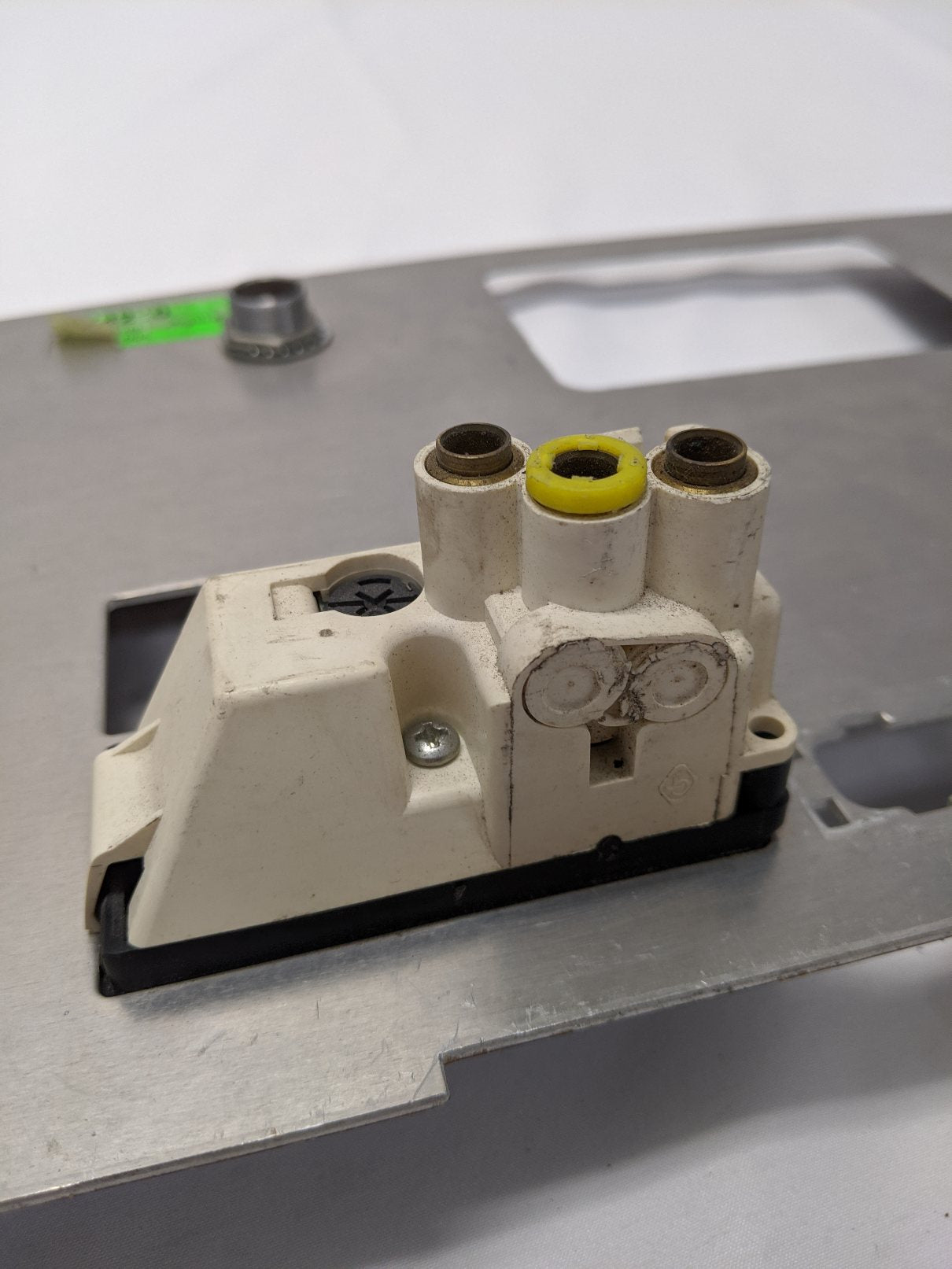 Used Freightliner Columbia Center Instrument Dash Panel- P/N 22-45867-000