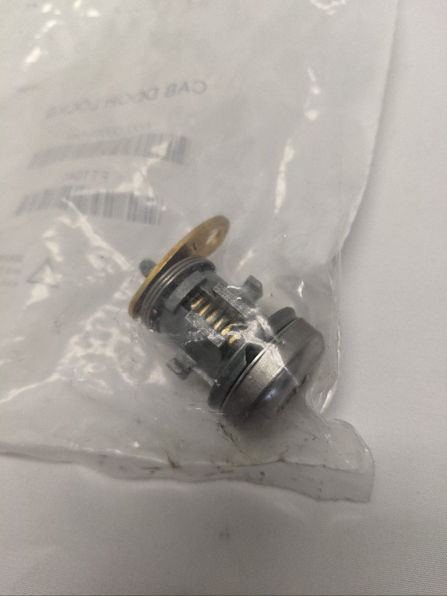 Western Star W4 Door & Ignition Lock Set 2 Keys W22-00063-043