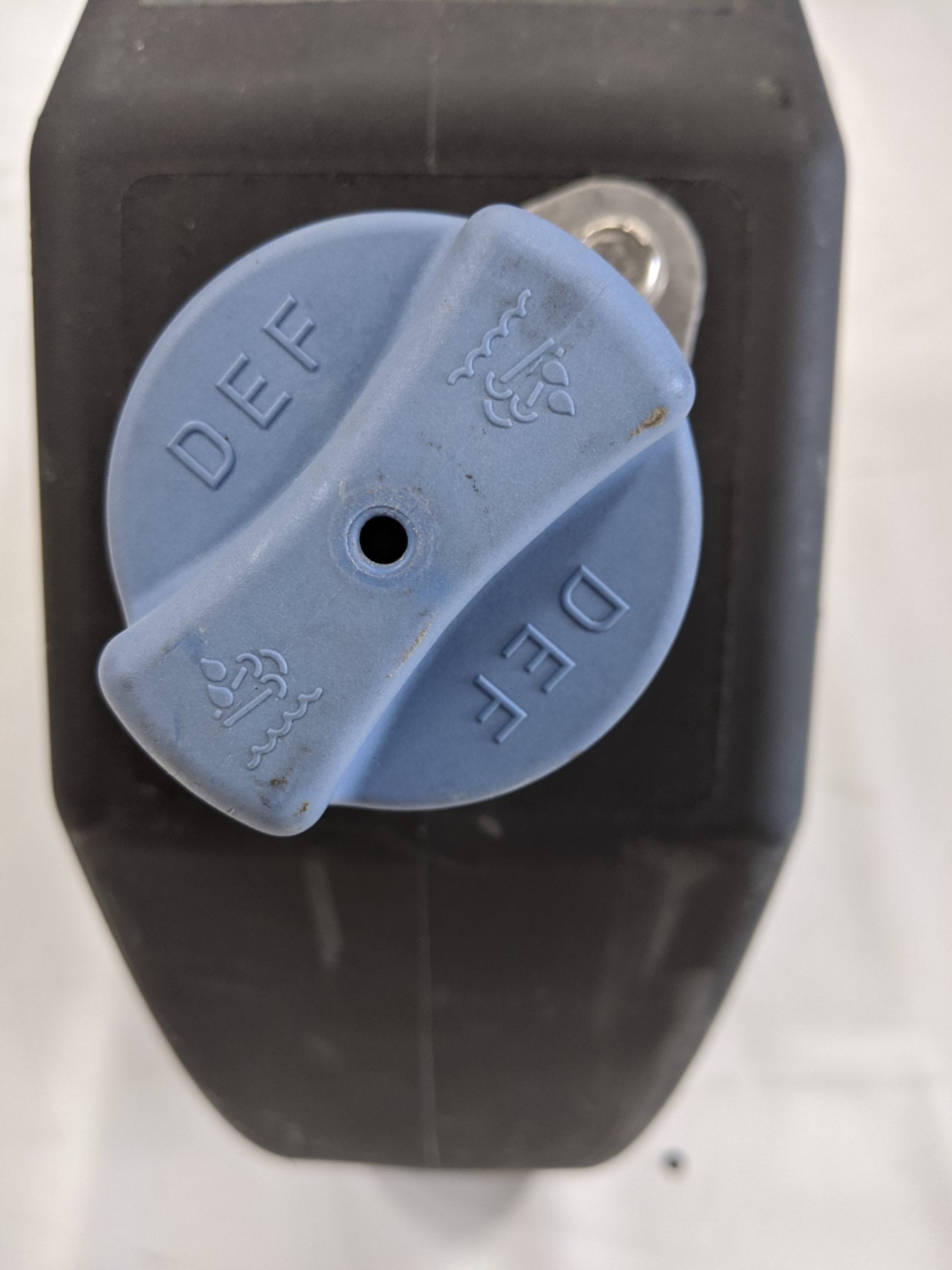 Used FTL 6-Gallon DEF Tank and Header Assembly w/ DEF Pump - P/N A04-35188-002 (10114262270268)