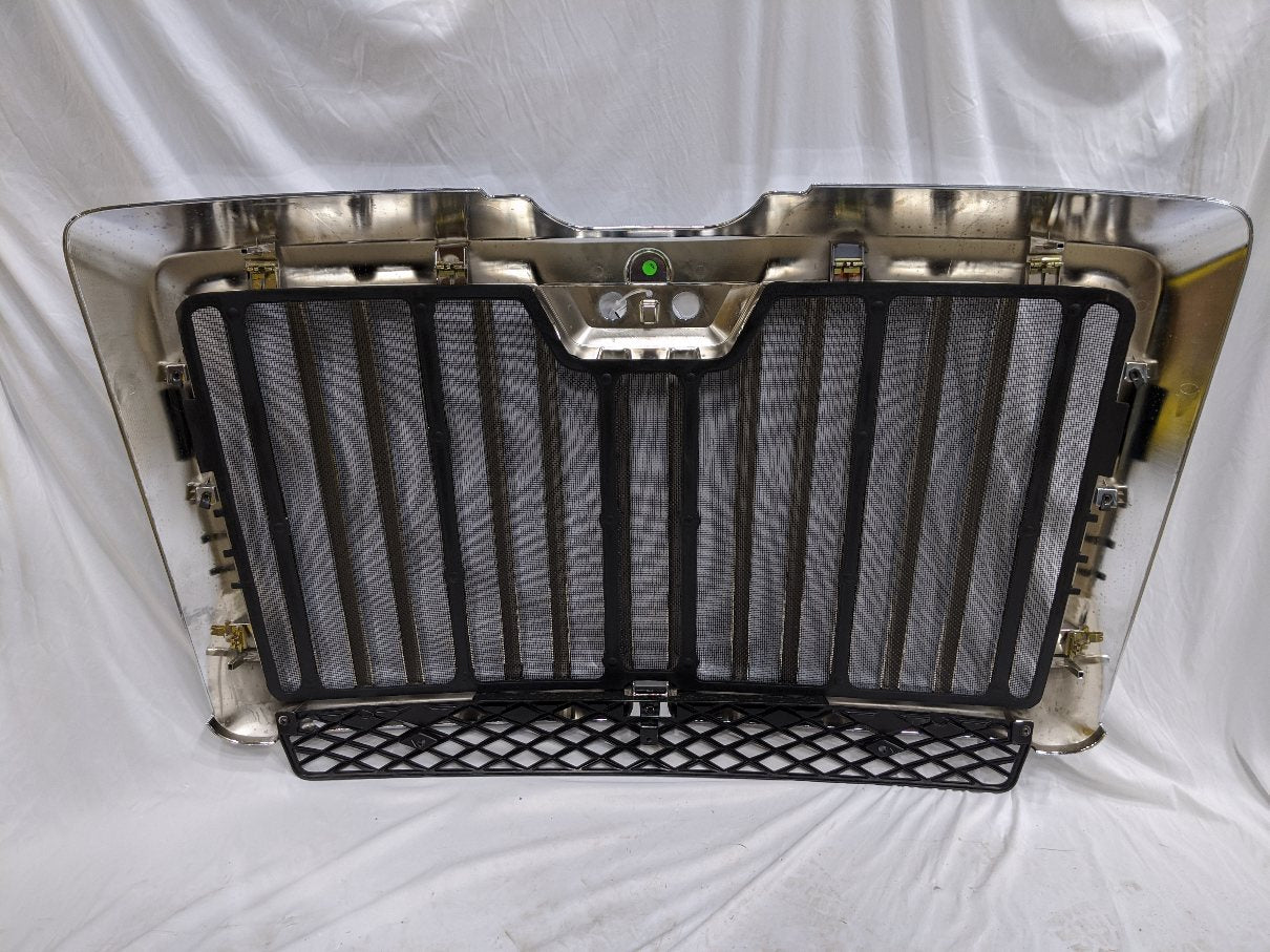 Used Western Star 57X Chrome Winter Front Hood Mounted Grille -P/N A17-21726-001 (10091455578428)
