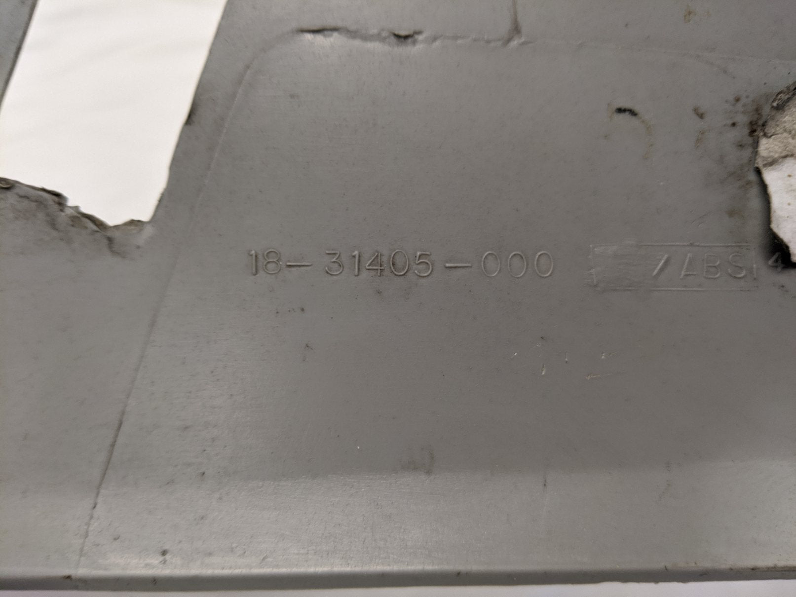 Used Freightliner RH Upper A-Pillar Cover Trim - P/N 18-31405-000