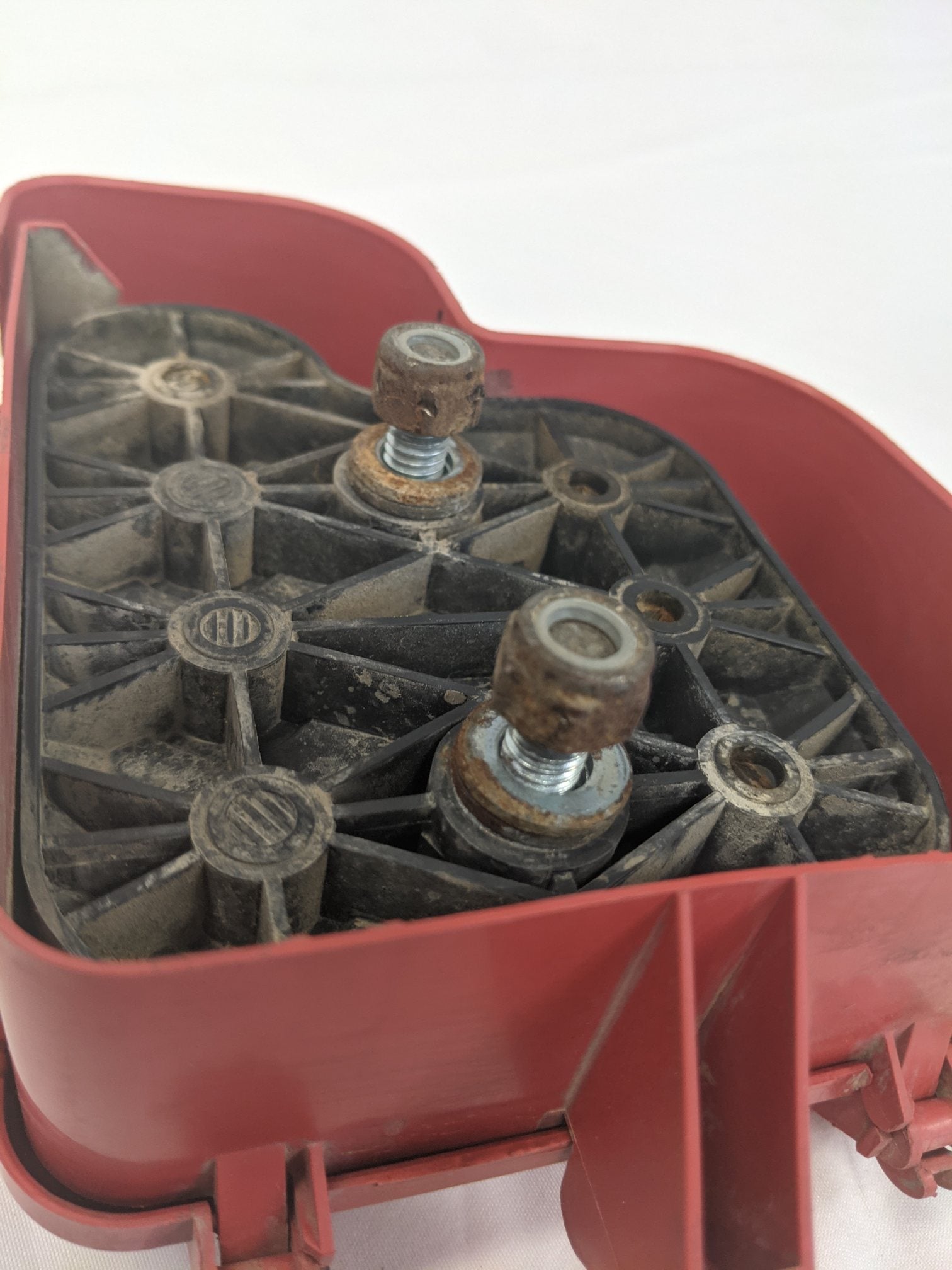 Damaged Clip Freightliner Fuse Junction Box Assembly Block - P/N A06-68746-000