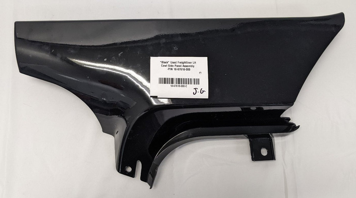 Used Freightliner M2 LH Side Cowl Panel Black 18-67618-000