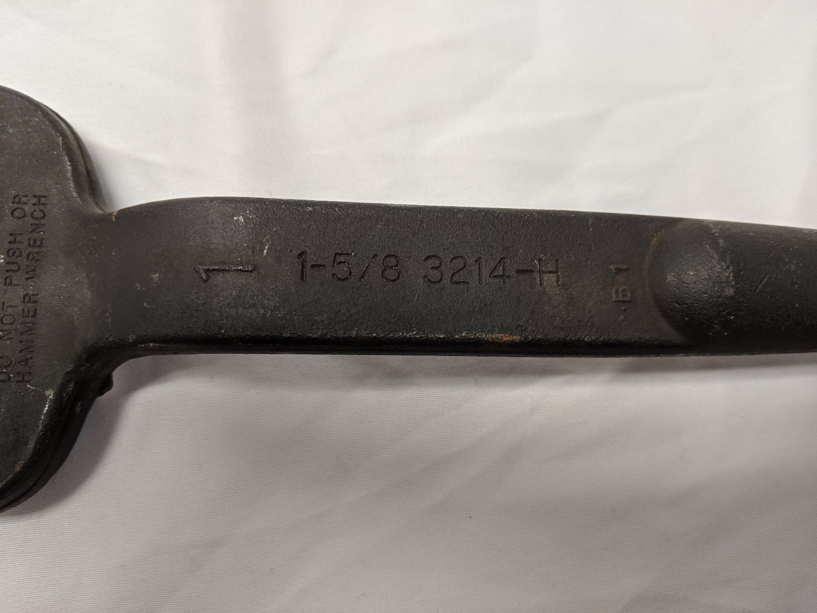 Klein Tools Spud Wrench Set - 1-5/8" 1-1/4" - 3214-H, 3212-H