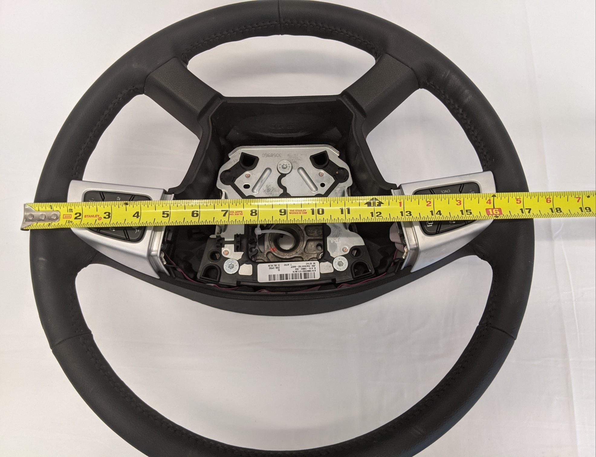 Freightliner Chrome Switch Leather Steering Wheel - P/N  A14-19802-002 (8005873041724)