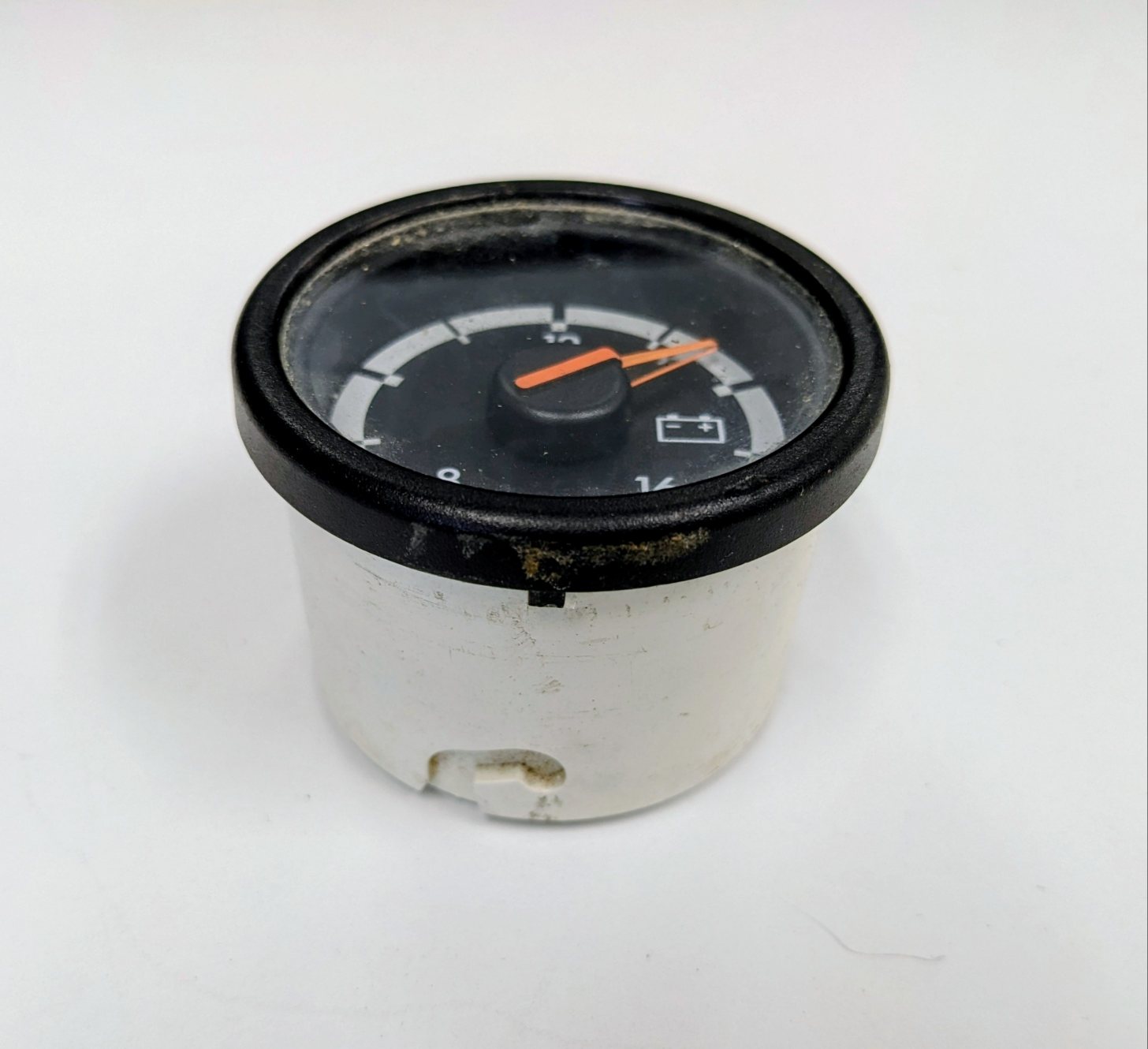 Used Freightliner Columbia Black ICU4 Voltmeter Gauge - P/N A22-59209-001 (10171392819516)