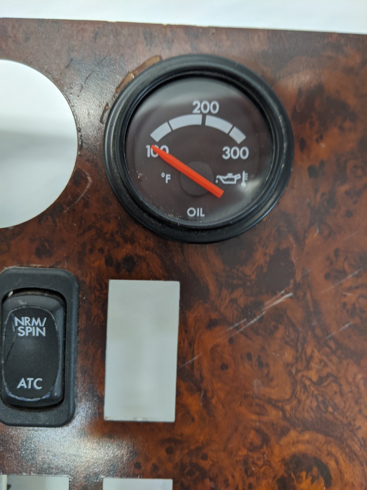 Used Freightliner Columbia Center Instrument Dash Panel  - P/N  22-45867-000