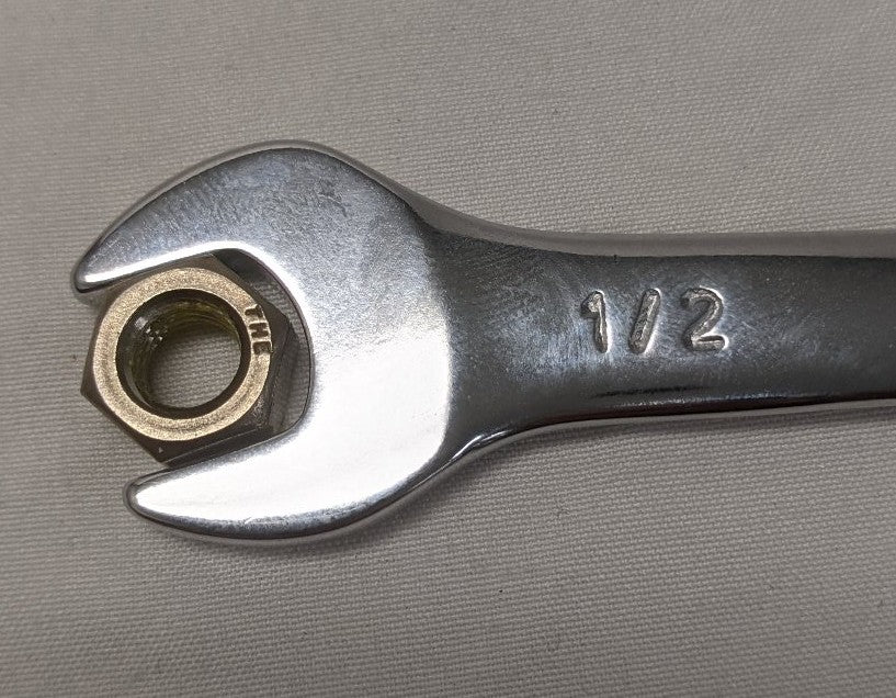 5/16"-18 Stainless Steel 18-8 Hex Nuts - Lot of 200 - Coarse Thread Corrosion Resistant