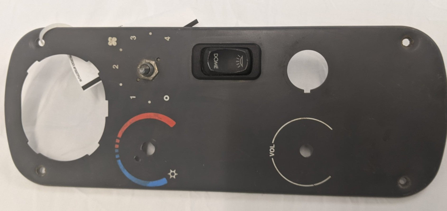 Used Freightliner Columbia Sleeper Box Control Panel - P/N 22-46623-048