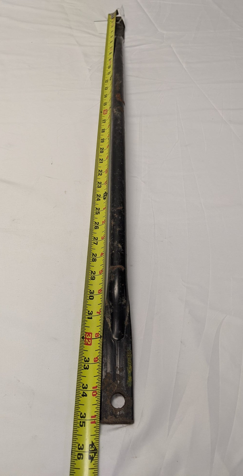 Used Freightliner FLX112 RH Radiator Tie Rod Strut - P/N 05-16300-000