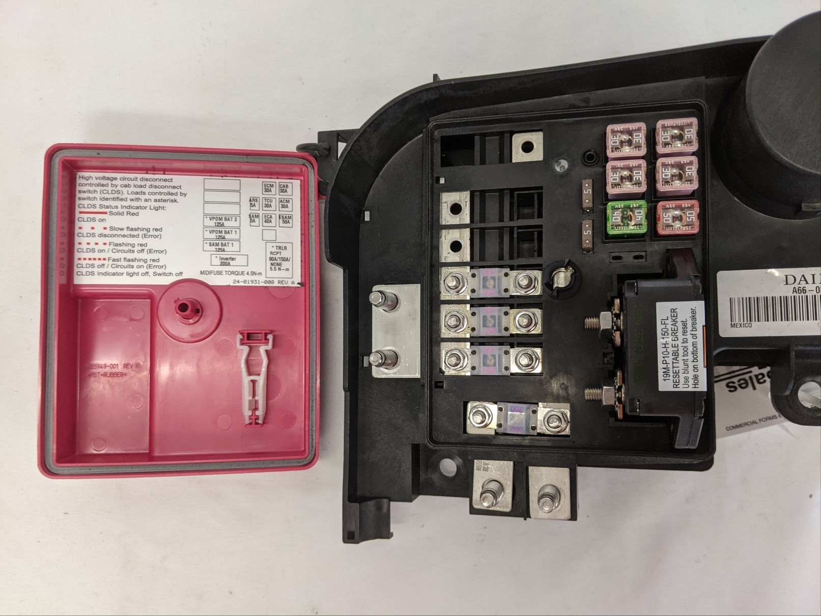 *For Parts Only* Daimler Battery Cable Access Power Module - P/N A66-01883-012 (10173289595196)