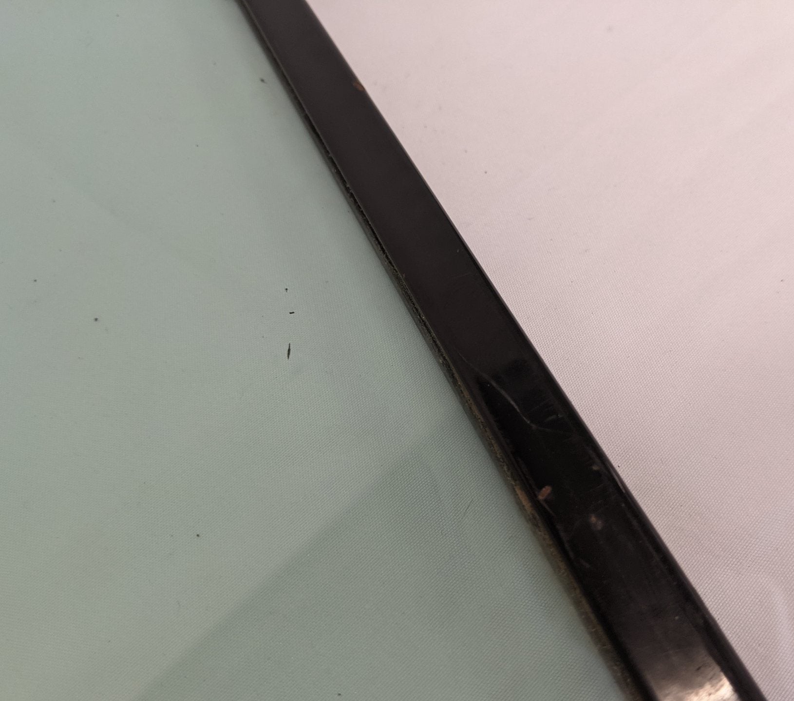 Used Freightliner FLD LH Latching Tinted Vent Window - P/N A18-17428-002 (10090821419324)