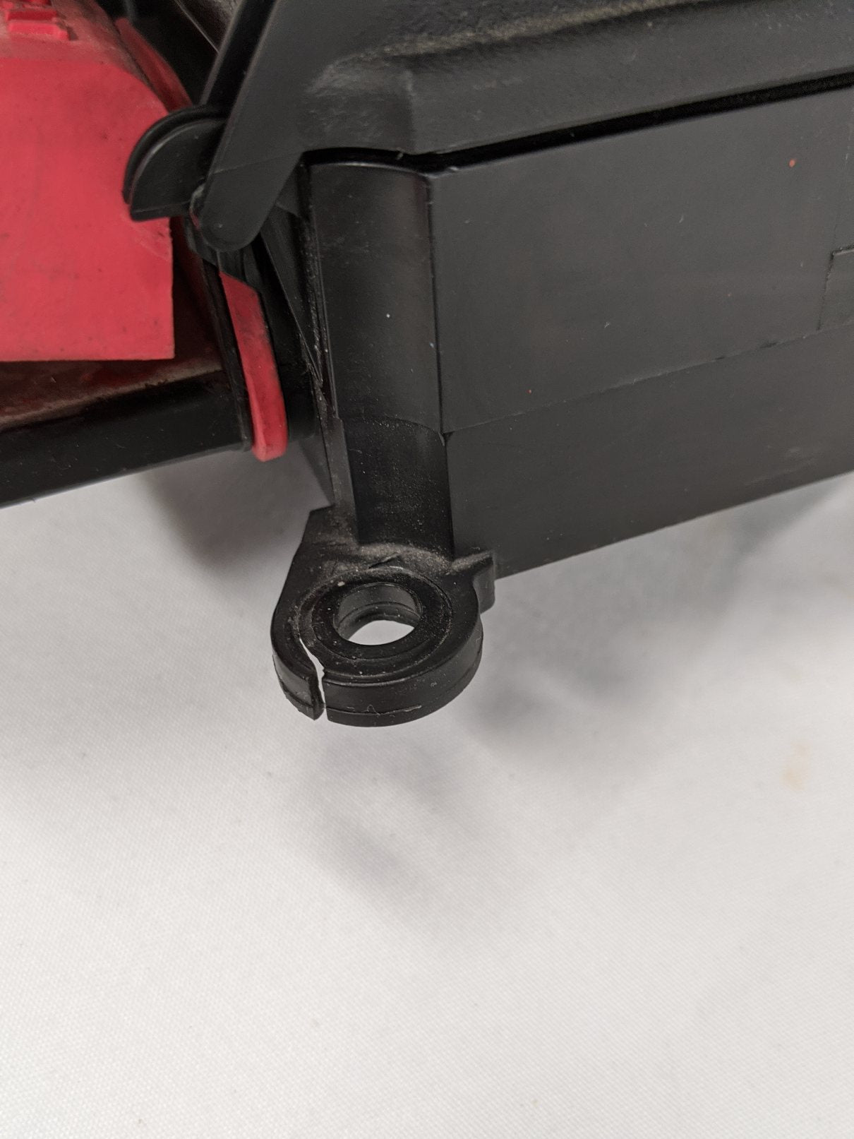 Damaged FTL Bussmann ABS Power Distribution Module P/N  A06-46255-012, 31137