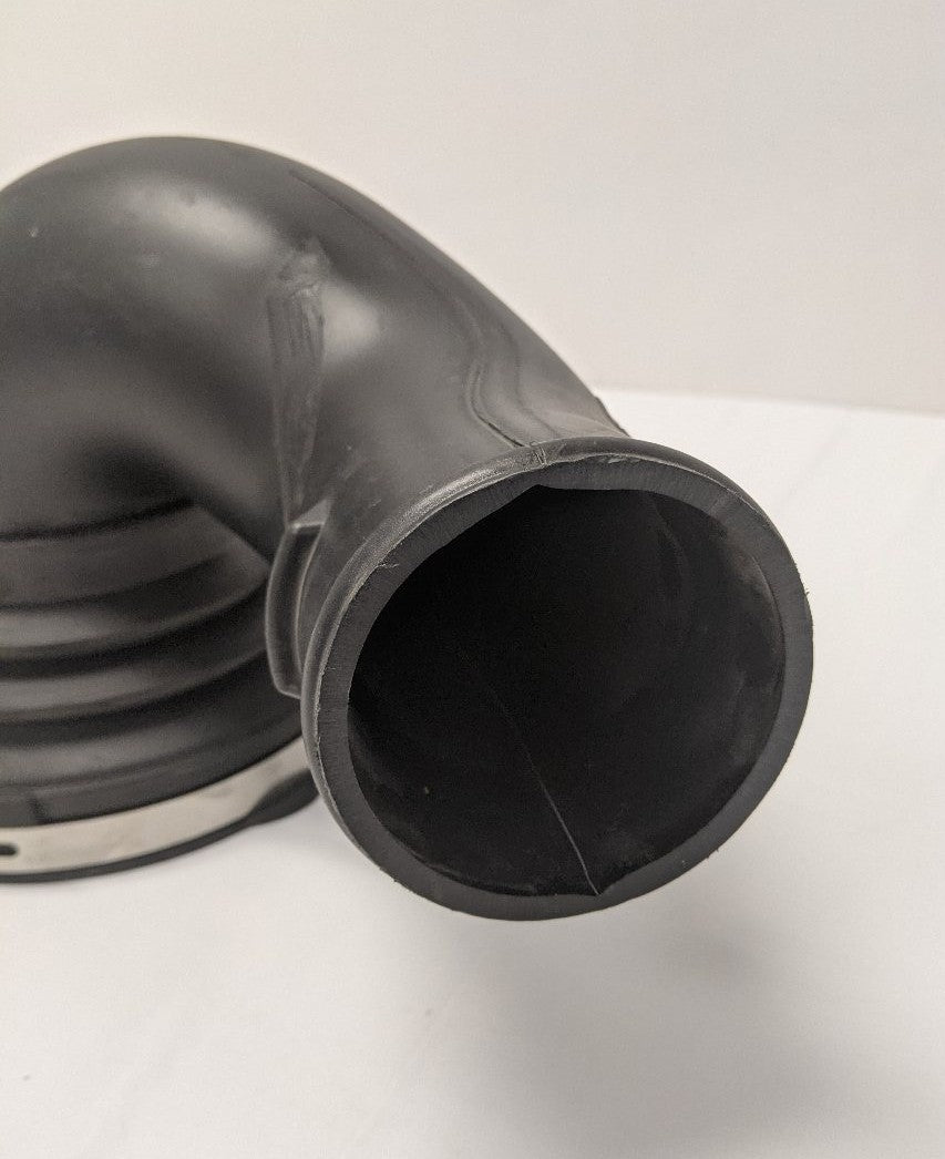 Freightliner M2 106/160 DD5 Air Cleaner Intake Duct 03-42063-000
