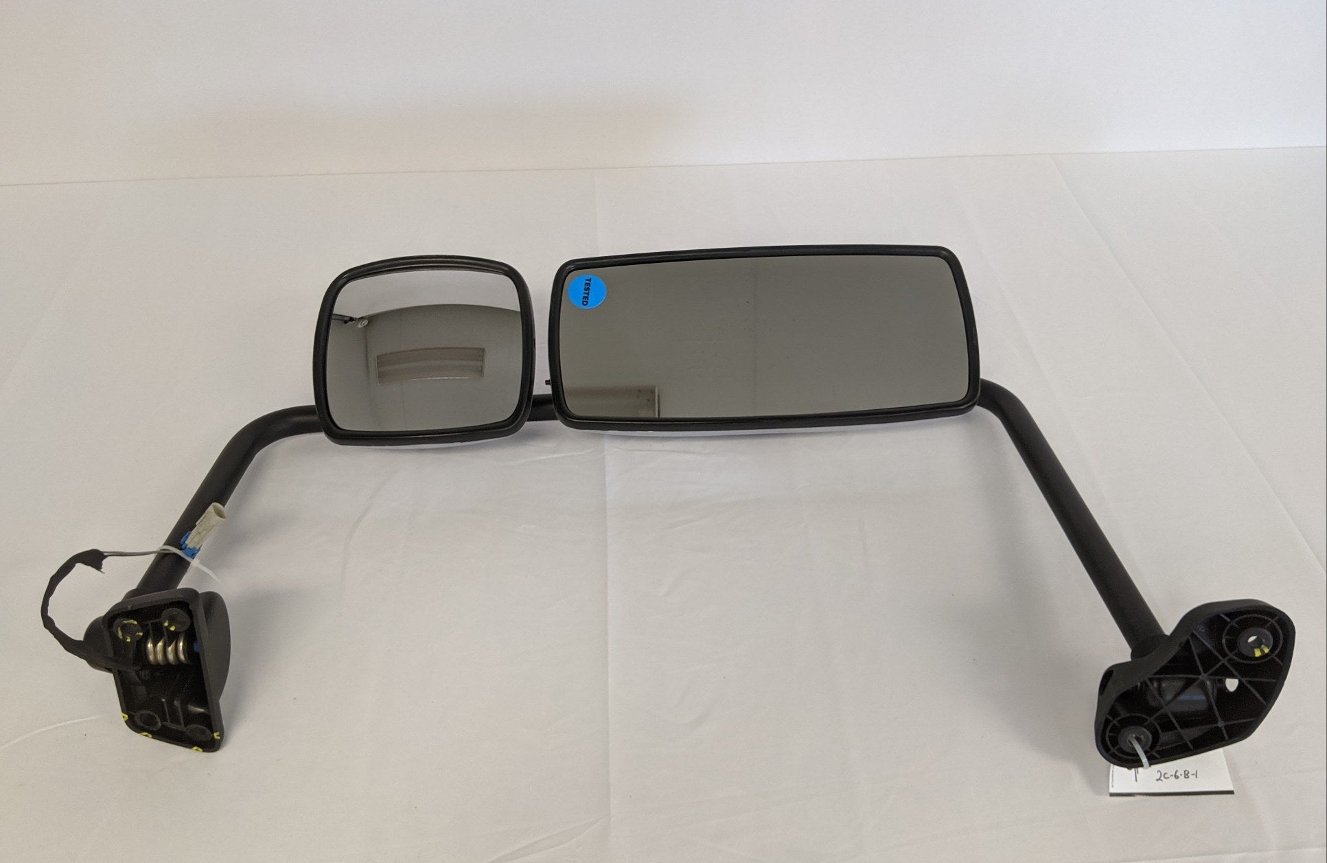 Damaged Freightliner M2 LH Detroit AAT  Chrome Mirror - P/N  A22-74243-031 (5016704876630)