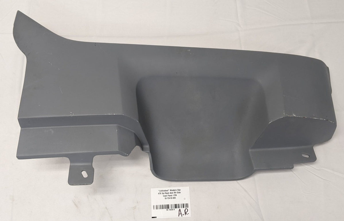 *Unfinished* Western Star 47X Set Back Axle RH Side Cowl Panel -P/N 18-72418-005