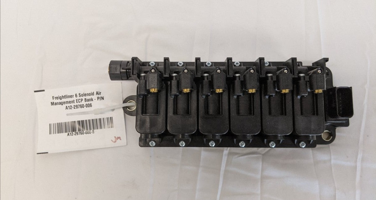 Freightliner 6 Solenoid Air Management ECP Bank - P/N  A12-29760-006 (8754883887420)