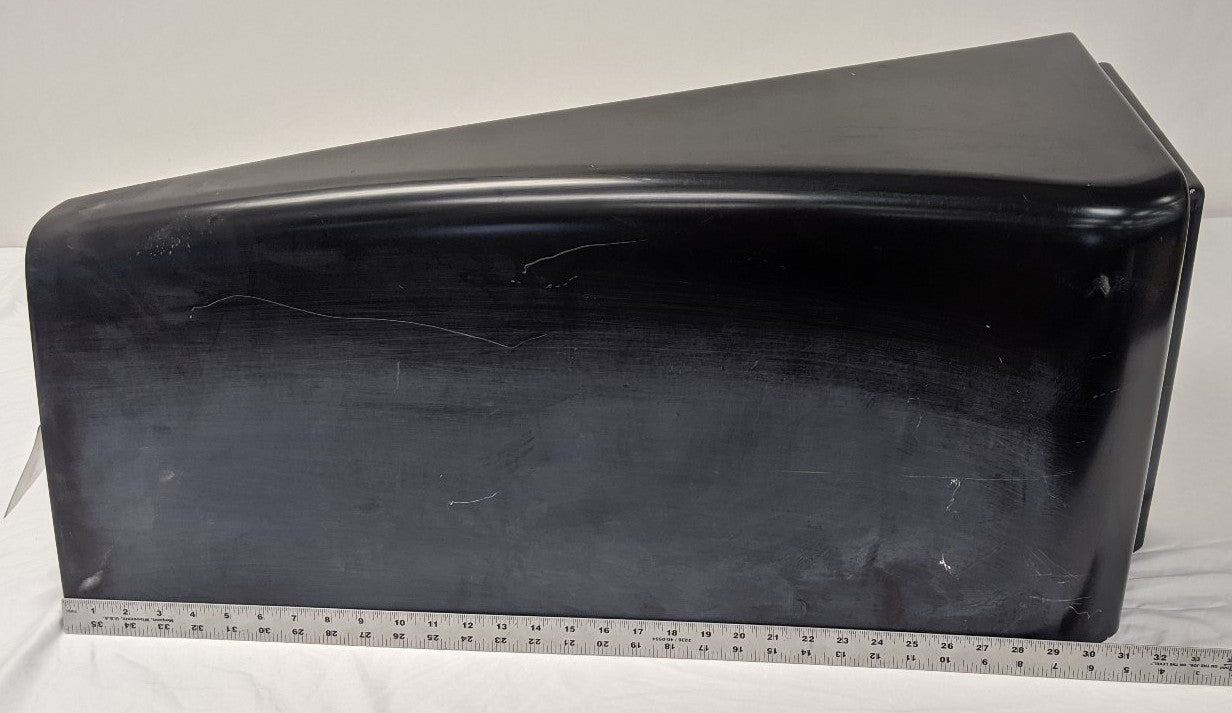 Freightliner FLD 120 LH Front Quarter Fender Panel - P/N 17-12762-002